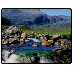 The Clisham Double Sided Fleece Blanket (medium) 