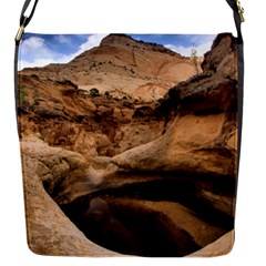 Capital Reefs Flap Messenger Bag (s) by trendistuff