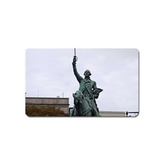 Washington Statue Magnet (name Card) by trendistuff