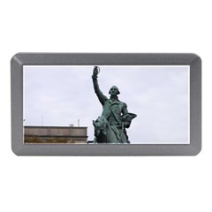 Washington Statue Memory Card Reader (mini) by trendistuff