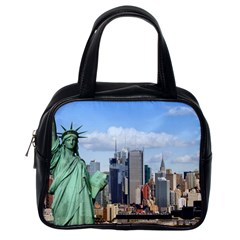 Ny Liberty 1 Classic Handbags (one Side) by trendistuff