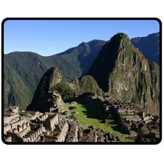 MACHU PICCHU Fleece Blanket (Medium) 