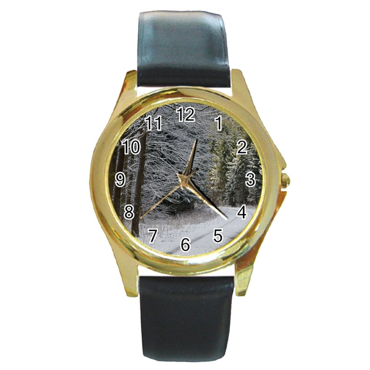 SNOW ON ROAD Round Gold Metal Watches