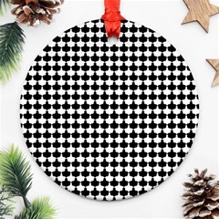 Black And White Scallop Repeat Pattern Round Ornament (two Sides)  by PaperandFrill