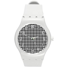 Black And White Scallop Repeat Pattern Round Plastic Sport Watch (m) by PaperandFrill