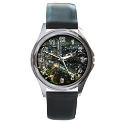 Tokyo Night Round Metal Watches by trendistuff