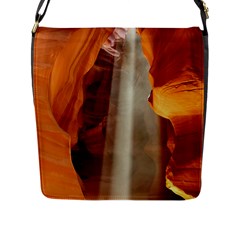 Antelope Canyon 1 Flap Messenger Bag (l)  by trendistuff