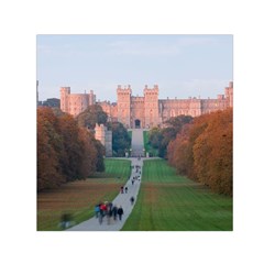 Windsor Castle Small Satin Scarf (square) 