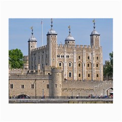 Tower Of London 2 Small Glasses Cloth by trendistuff