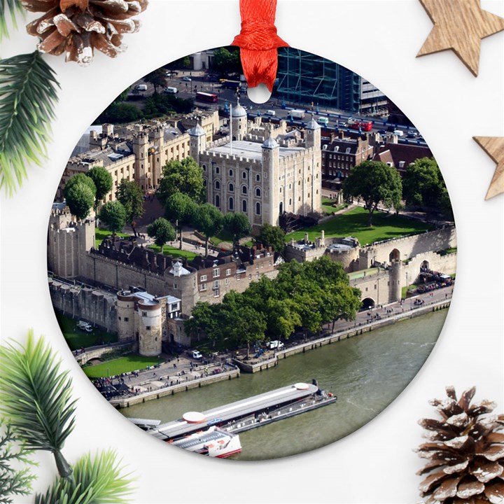 TOWER OF LONDON 1 Round Ornament (Two Sides) 