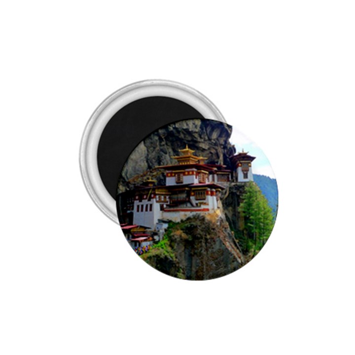 PARO TAKTSANG 1.75  Magnets