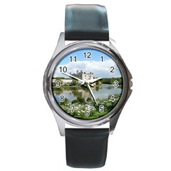 Leeds Castle Round Metal Watches by trendistuff