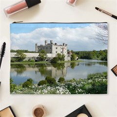 Leeds Castle Cosmetic Bag (xl) by trendistuff