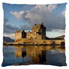 EILEAN DONAN CASTLE Large Flano Cushion Cases (One Side) 