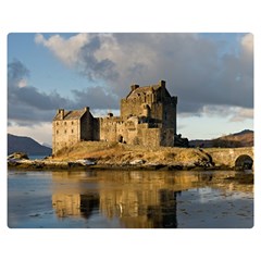 EILEAN DONAN CASTLE Double Sided Flano Blanket (Medium) 