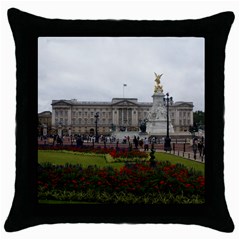 Buckingham Palace Throw Pillow Cases (black) by trendistuff