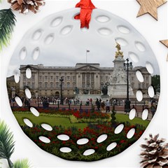 Buckingham Palace Ornament (round Filigree)  by trendistuff