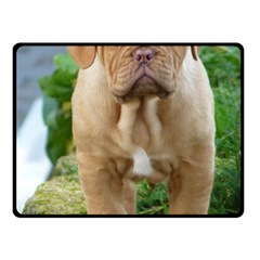 Cute Wrinkly Puppy Fleece Blanket (small)