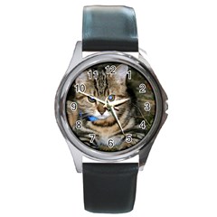 Blue-eyed Kitty Round Metal Watches by trendistuff