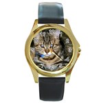 BLUE-EYED KITTY Round Gold Metal Watches Front