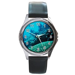 Coral Reefs 2 Round Metal Watches