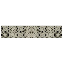 Interlace Arabesque Pattern Flano Scarf (small)