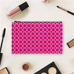 Hot Pink Quatrefoil Pattern Cosmetic Bag (Medium) Front