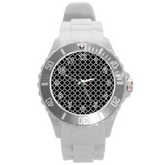 Black & White Quatrefoil Pattern Round Plastic Sport Watch (l) by Zandiepants