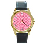 Soft pink quatrefoil pattern Round Gold Metal Watch Front