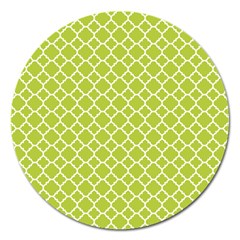 Spring Green Quatrefoil Pattern Magnet 5  (round) by Zandiepants