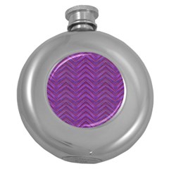 Grunge Chevron Style Round Hip Flask (5 Oz) by dflcprints