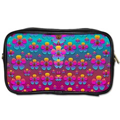 Freedom Peace Flowers Raining In Rainbows Toiletries Bags