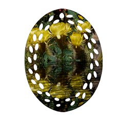 Cactus Flowers With Reflection Pool Ornament (oval Filigree) 