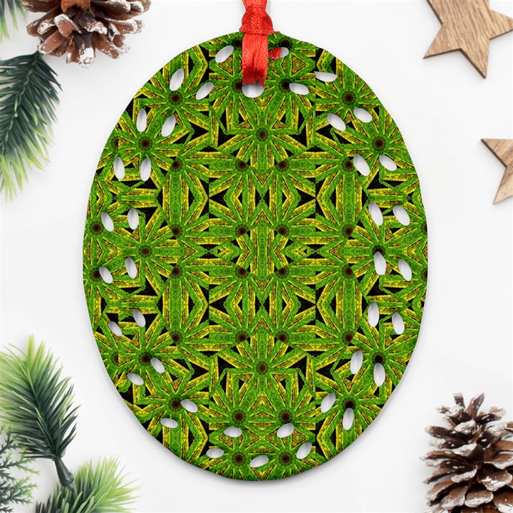 Geometric African Print Ornament (Oval Filigree) 