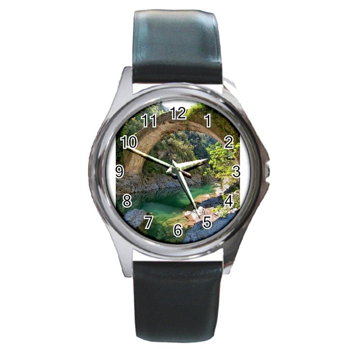  1008 2015 1125am Round Metal Watch