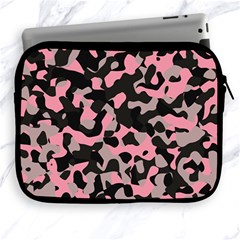 Kitty Camo Apple Ipad 2/3/4 Zipper Cases by TRENDYcouture