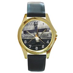 Jesus On The Cross At The Sea Round Gold Metal Watch by dflcprints