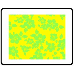 Bright Hawaiian Fleece Blanket (medium) 