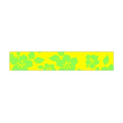 Bright Hawaiian Flano Scarf (mini) by AlohaStore