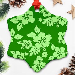 Green Hawaiian Ornament (snowflake) 