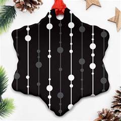 Black and white pattern Ornament (Snowflake) 