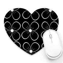 Black And White Floral Pattern Heart Mousepads by Valentinaart