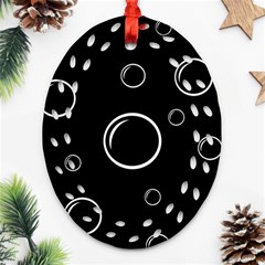 Black And White Bubbles Oval Filigree Ornament (2-side) 