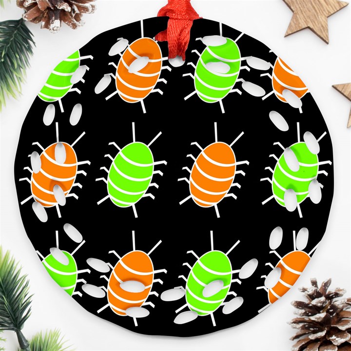 Green and orange bug pattern Round Filigree Ornament (2Side)