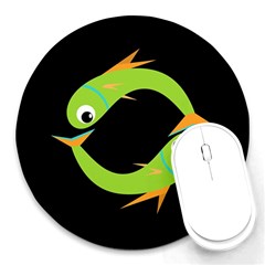 Green Fishes Round Mousepads