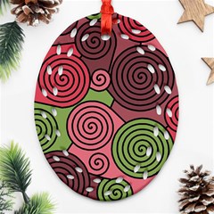 Red And Green Hypnoses Oval Filigree Ornament (2-side) 