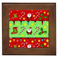 Christmas Pattern - Green And Red Framed Tiles by Valentinaart