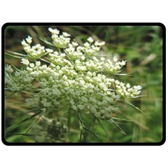 White Summer Flowers Fleece Blanket (large) 