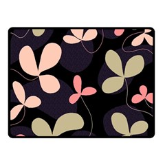 Elegant Floral Design Fleece Blanket (small)