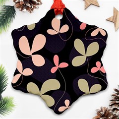 Elegant Floral Design Ornament (snowflake) 